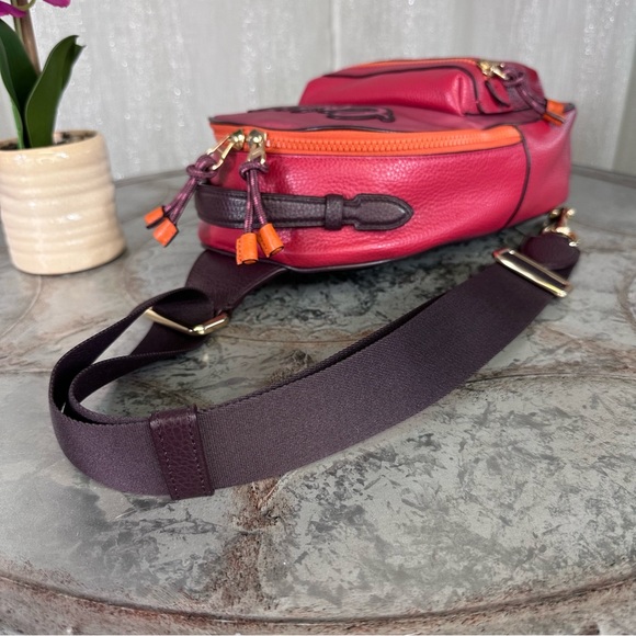 Coach Vale Slingpack F76728 IM/Rouge Multi - Picture 8 of 10